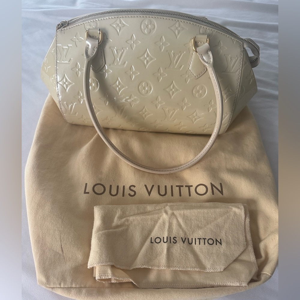 Louis Vuitton Sherwood PM